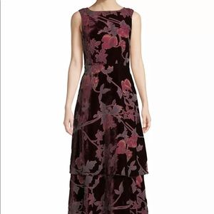 MSRP $299 Tahari Asl Layered Floral-Print Velvet Gown Size 2.